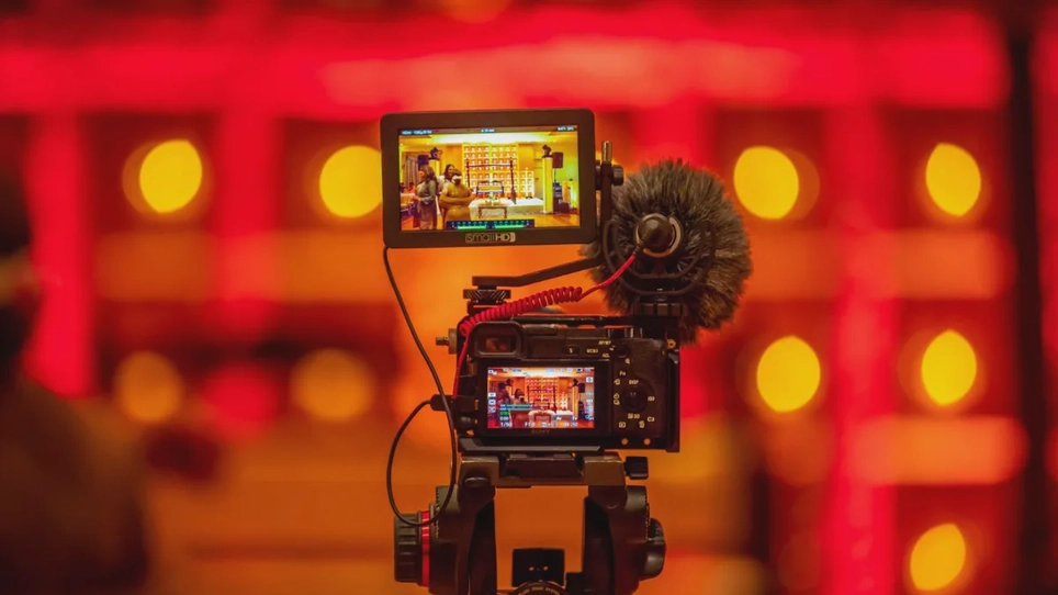 Embudos de ventas de video: cómo generar clientes potenciales mediante video