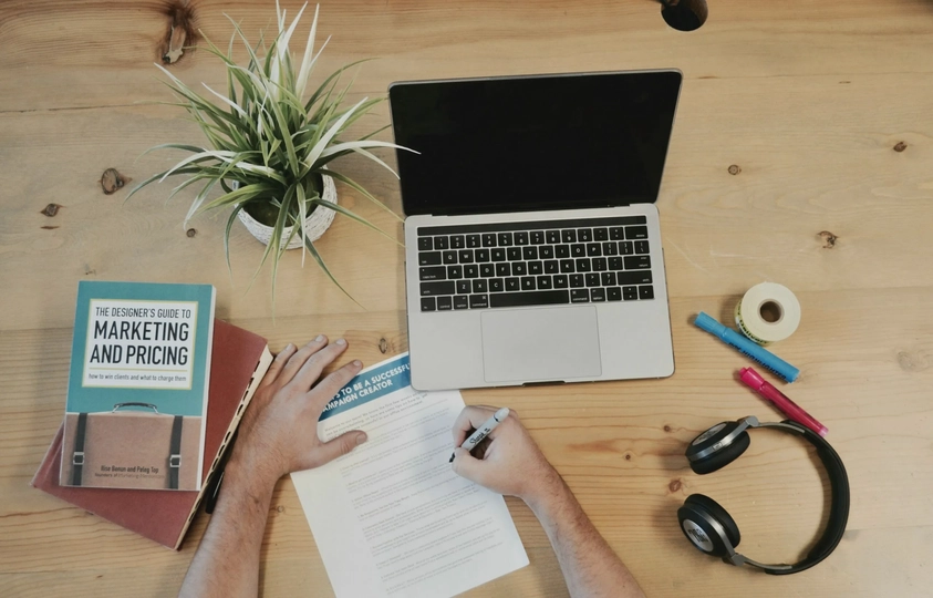 GetResponse vs VOXmail: strumenti di email marketing a confronto